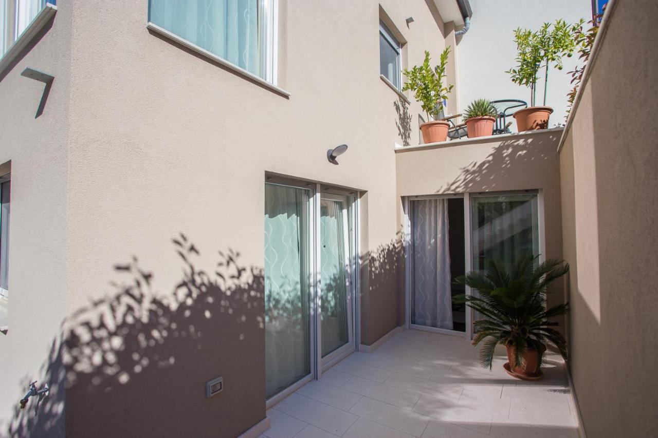 Zagar Apartment Porec Exterior photo