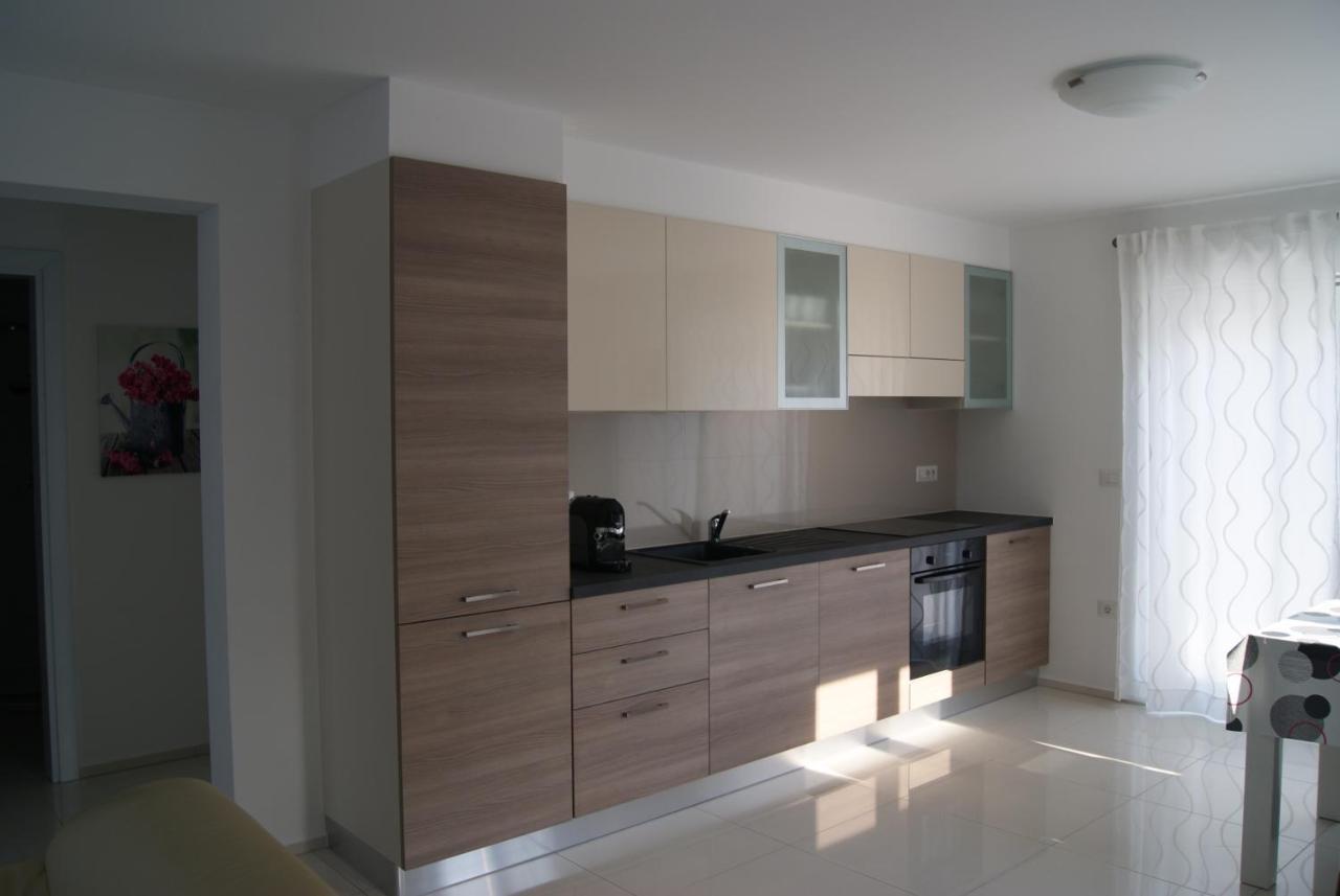 Zagar Apartment Porec Exterior photo