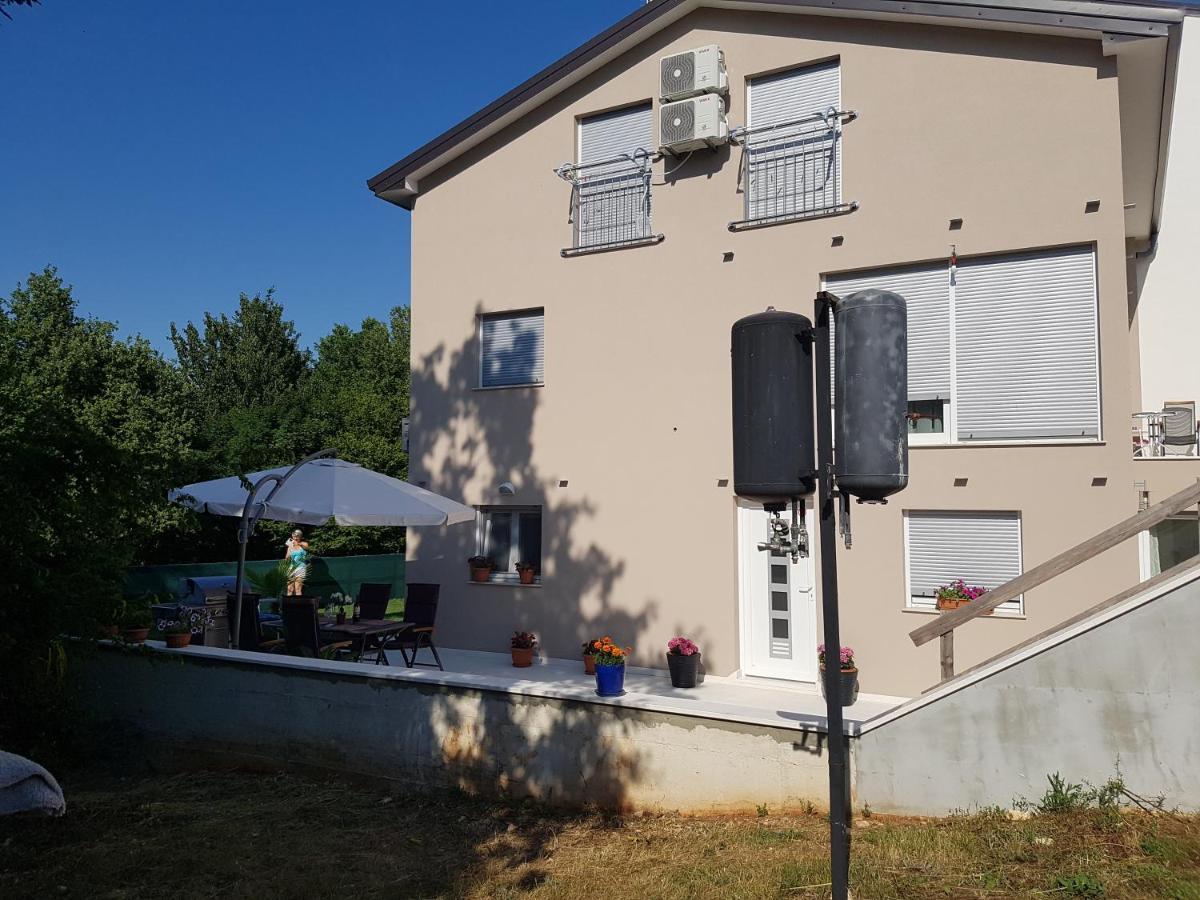 Zagar Apartment Porec Exterior photo
