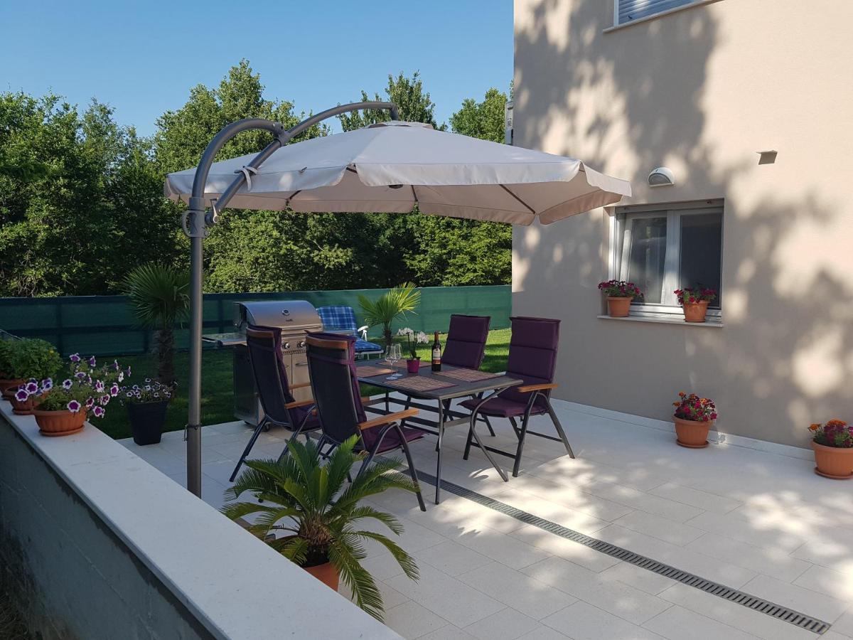 Zagar Apartment Porec Exterior photo