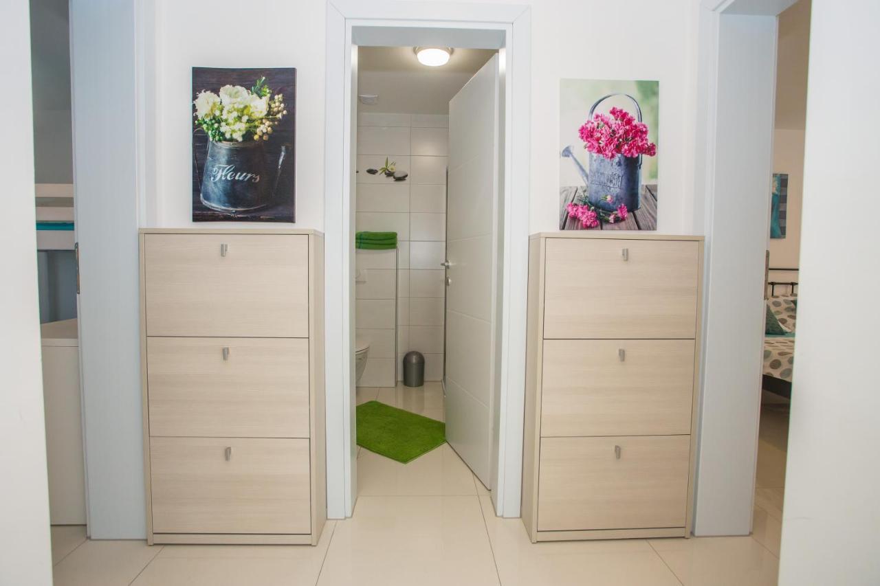 Zagar Apartment Porec Exterior photo