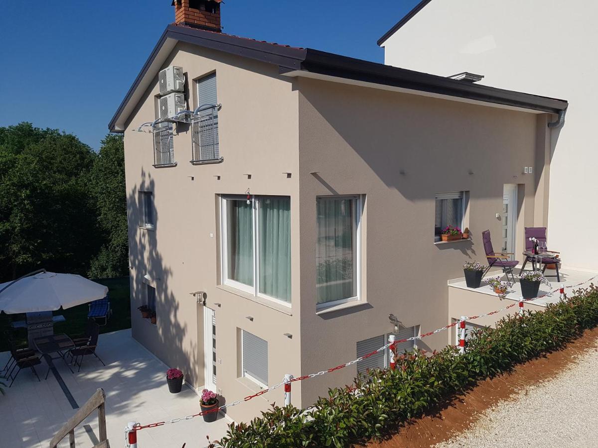 Zagar Apartment Porec Exterior photo