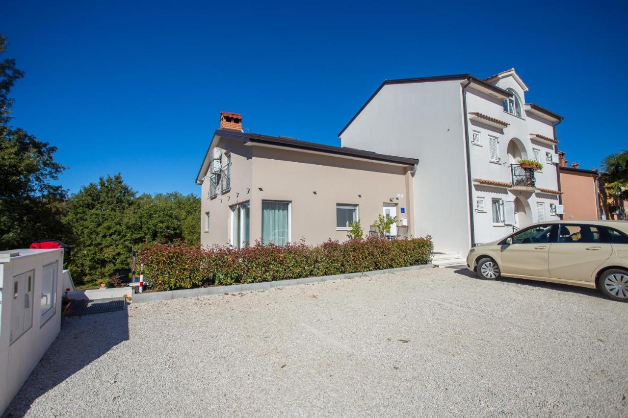 Zagar Apartment Porec Exterior photo